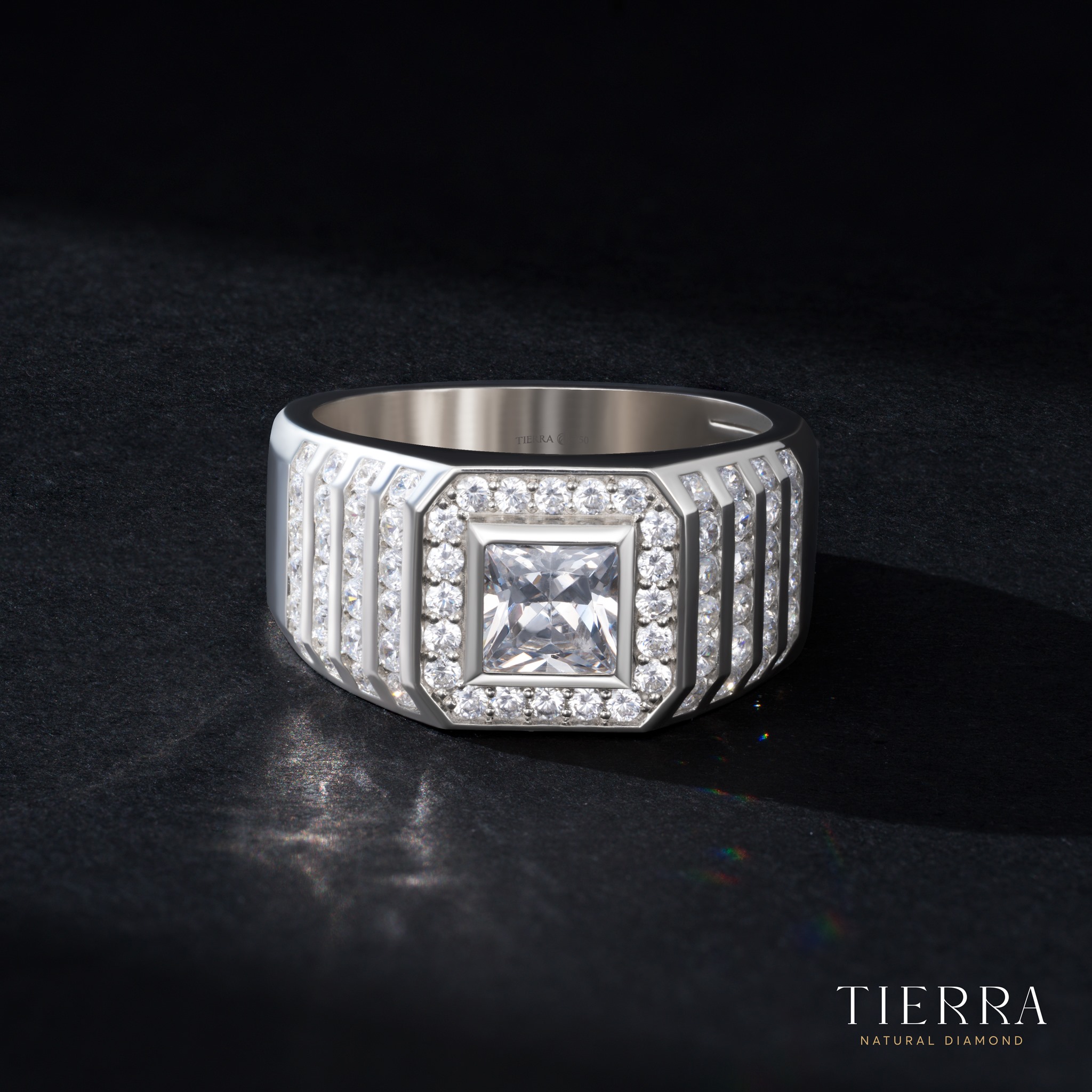 Nhẫn hột hoàn nam vàng trắng tinh tế